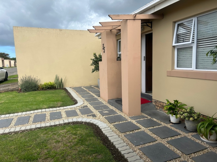 3 Bedroom Property for Sale in Rosedale Park Eastern Cape